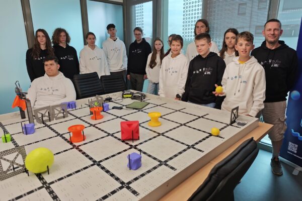 1. robotski tabor Abelium Summer Jam v Ljubljani